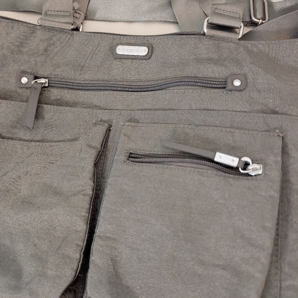 Baggallini Any Day Laptop Tote Bag Taupe/Silver Nylon - Picture 2 of 9